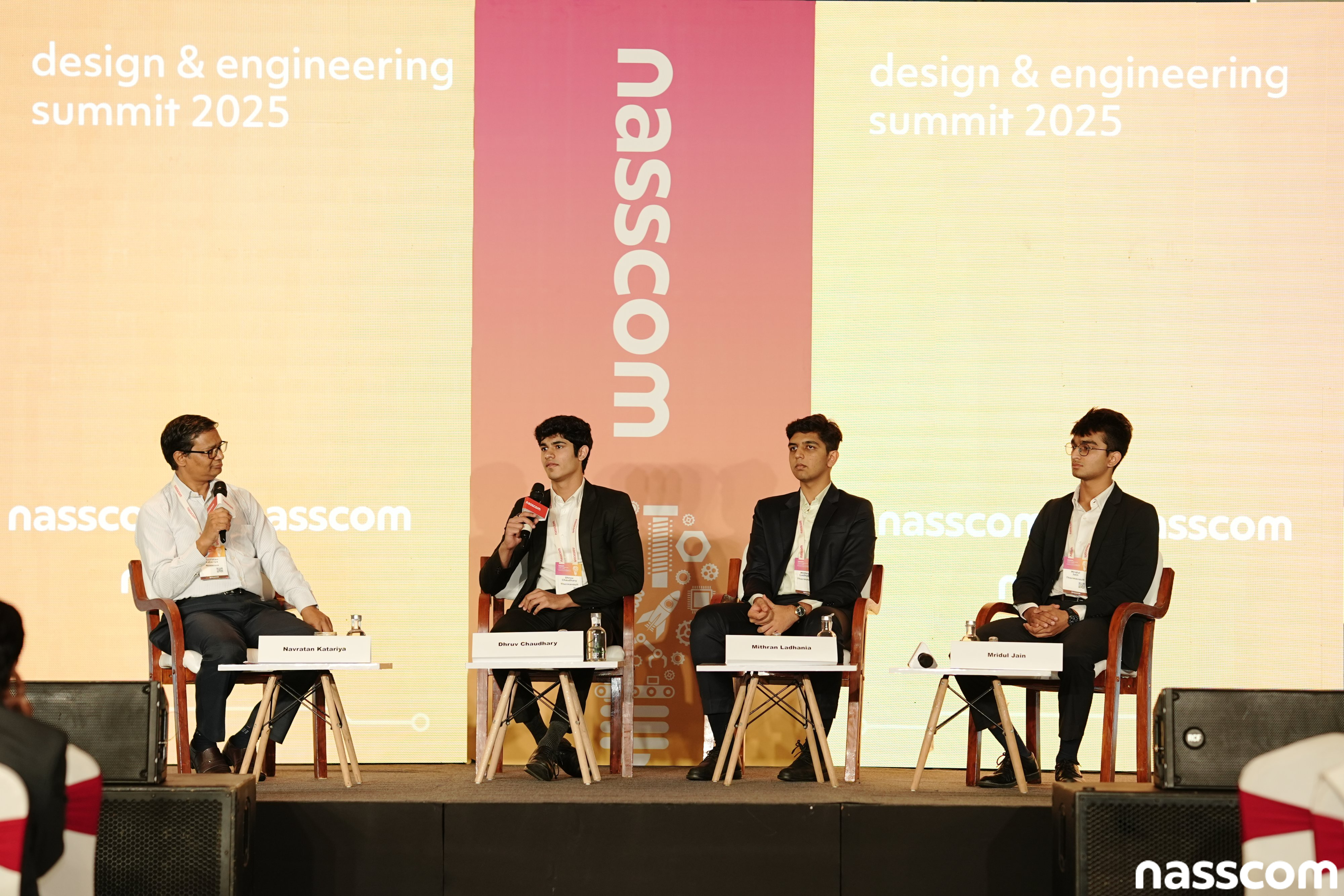 Moderating young startups